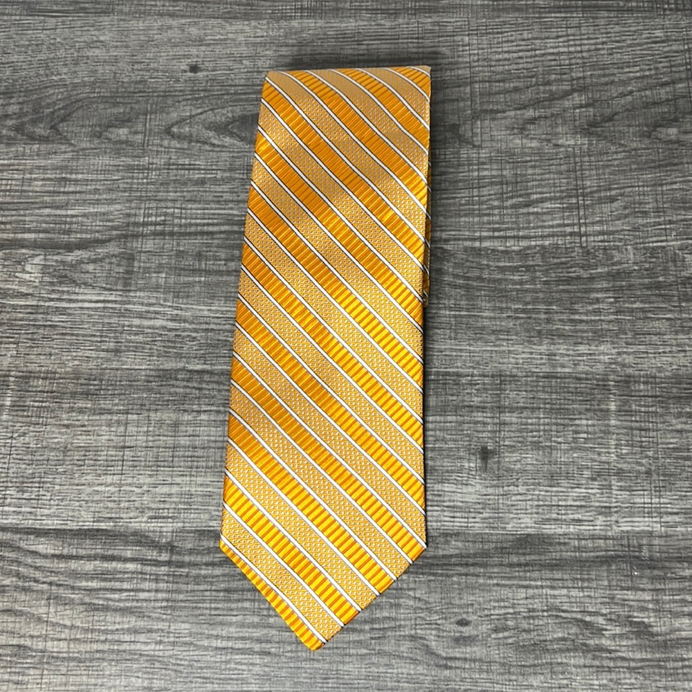 👔NWT Executive Collection by Tom James 100% Silk Tie